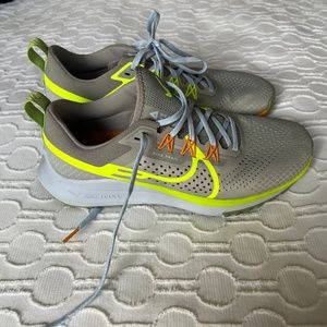Nike Pegasus 4 Trail Running Shoes Size 7.5